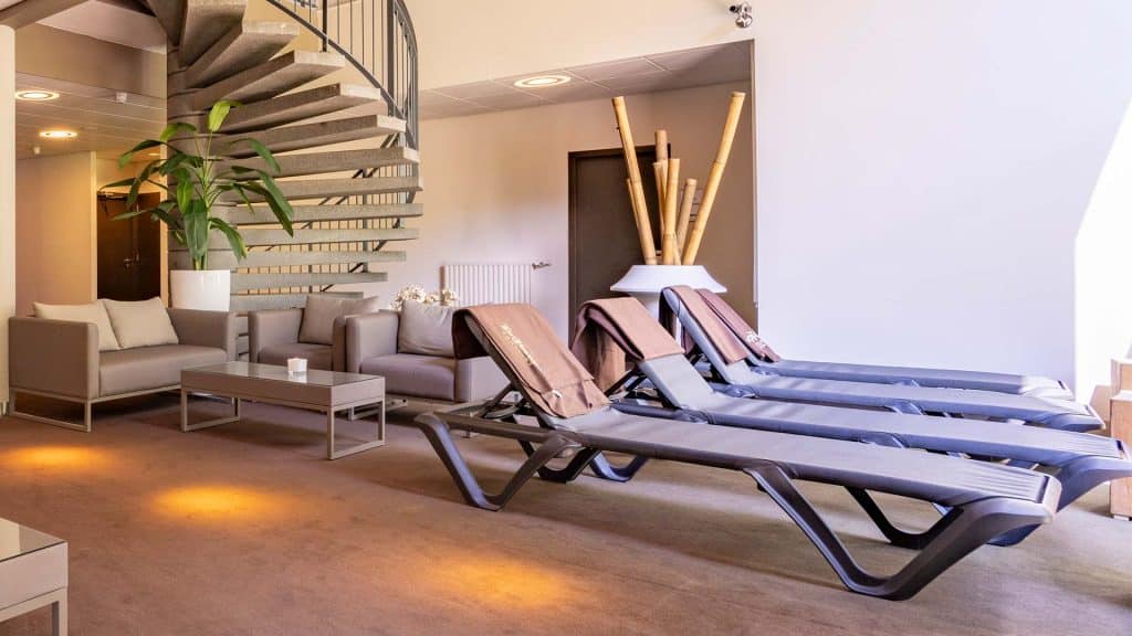 Loungers