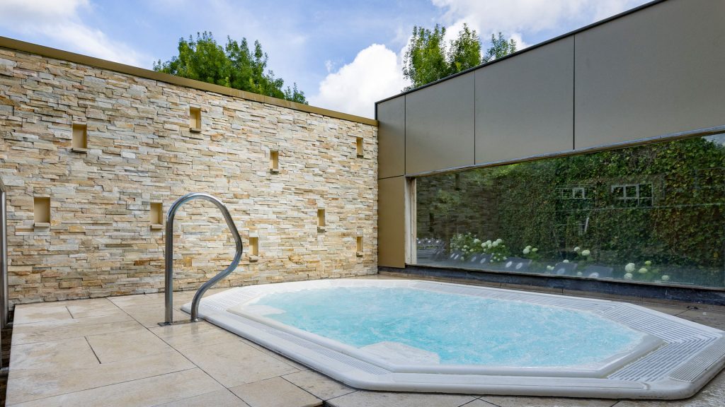 Whirlpool